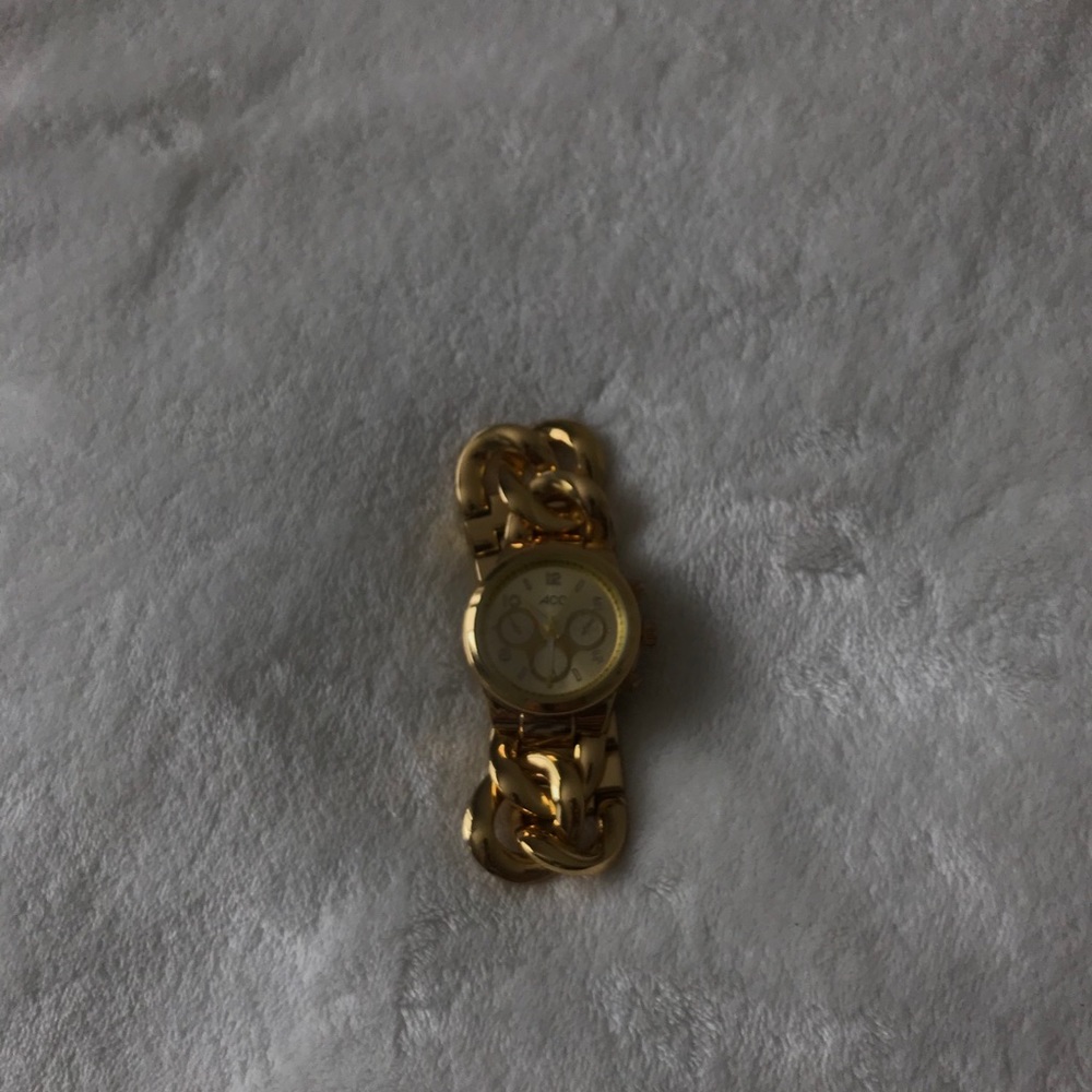 Beautiful watch - Picture 7 of 14